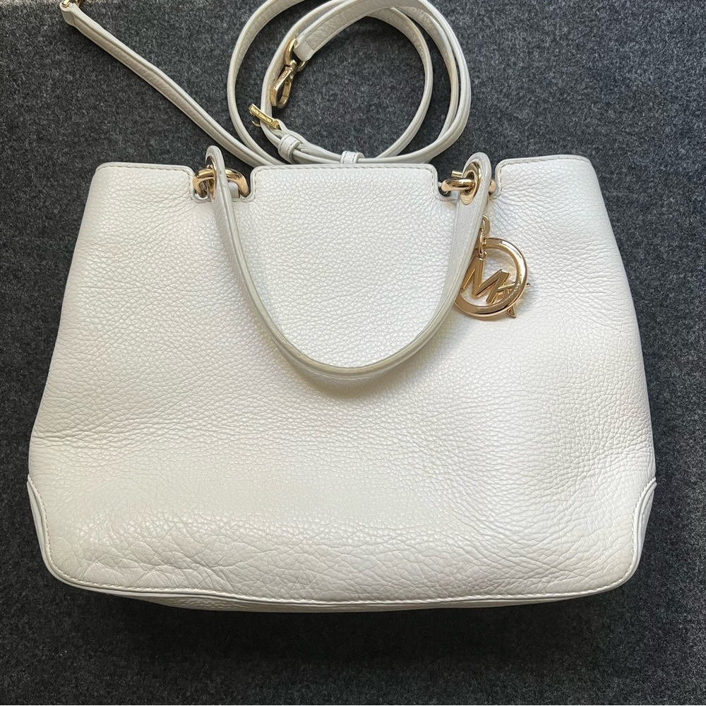 MAKE AN OFFER! Michael Kors Shoulder Bag